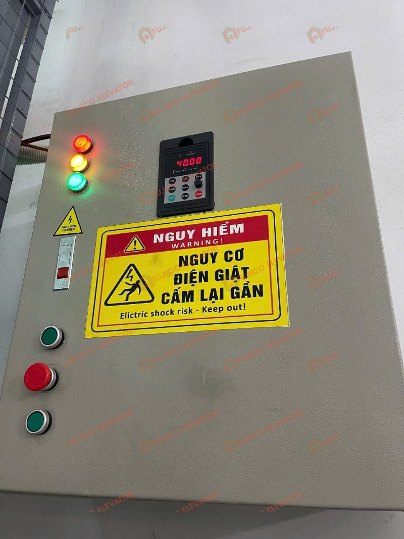 Hình Ảnh Thực Tế Dự Án Thang Máy Tải Hàng 1000kg Tại Công Ty TNHH Bao Bì C & A (KCN Việt Nam - Singapore)